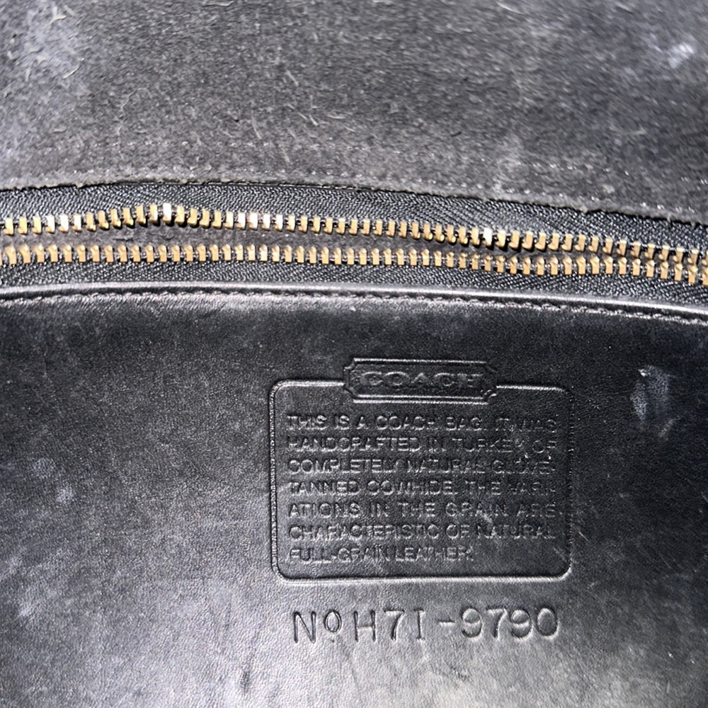 Coach Black Leather Shoulder Bag with Gold Turnlock - Picture 7 of 12